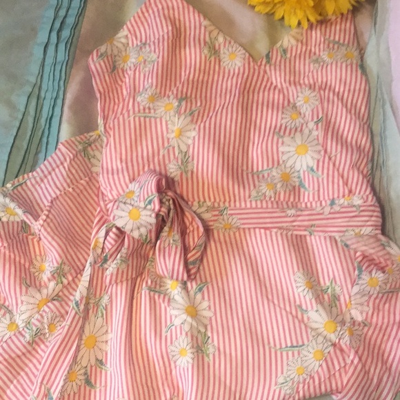 ❌DONATED❌Pink Floral Stripe Ruffle Tie Waist Lined Dress - Picture 5 of 9